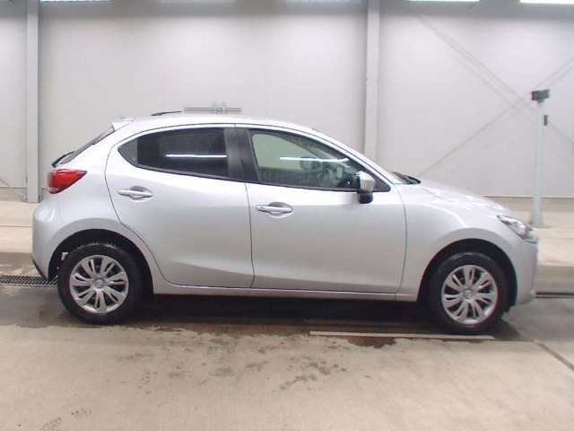 Mazda MAZDA2 2023 7633292-3