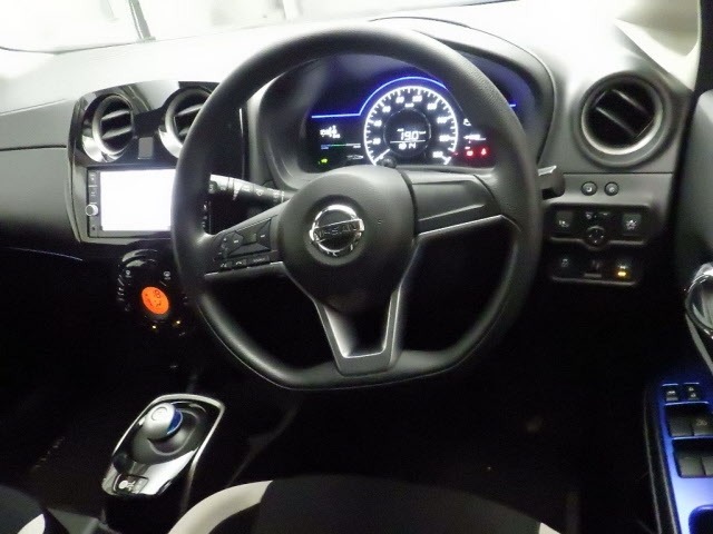 Nissan NOTE 2017 7644235-3