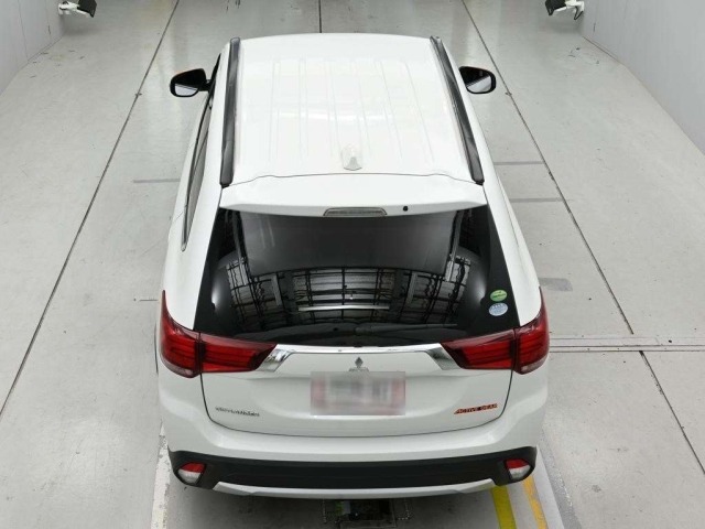 Mitsubishi OUTLANDER 2019 7640870-8