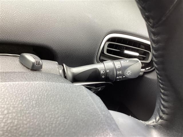Toyota PRIUS 2017 7637064-25