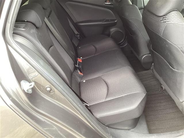 Toyota PRIUS 2017 7637064-3