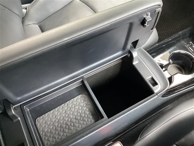 Toyota PRIUS 2020 7637139-19