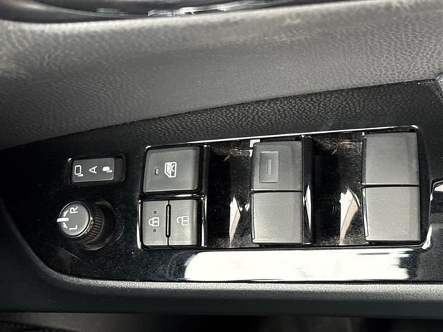 Toyota PRIUS 2020 7637356-12