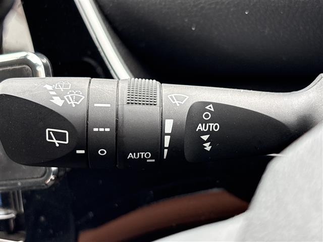 Toyota PRIUS 2020 7637356-19