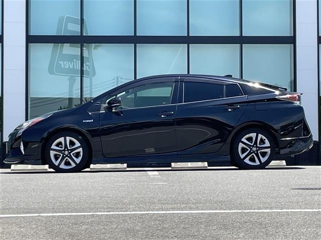 Toyota PRIUS 2016 7637359-12