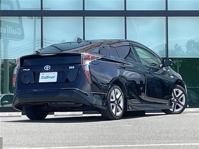 Toyota PRIUS 2016 7637359-21
