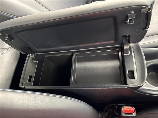 Toyota PRIUS 2020 7637360-2
