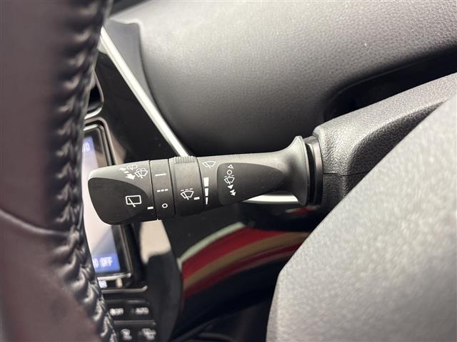Toyota PRIUS 2020 7637360-3