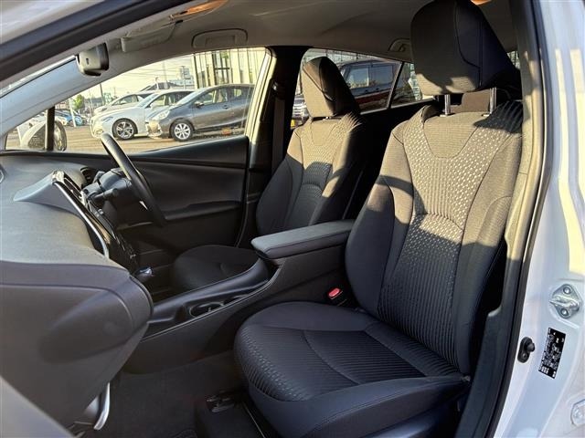 Toyota PRIUS 2016 7637375-10