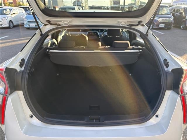 Toyota PRIUS 2016 7637375-6