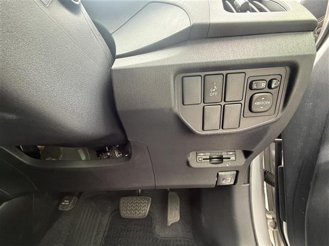 Toyota PRIUS 2015 7637382-21