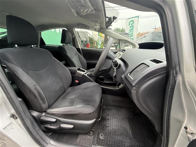 Toyota PRIUS 2015 7637382-9