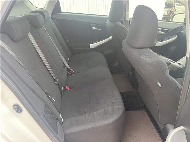 Toyota PRIUS 2012 7637392-1