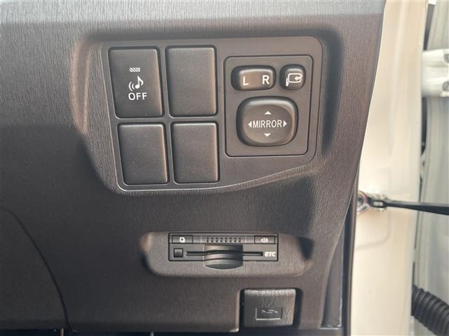 Toyota PRIUS 2012 7637392-20