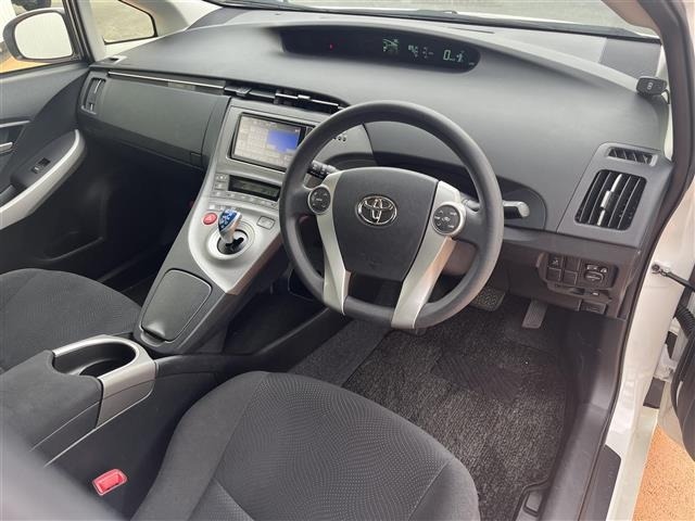 Toyota PRIUS 2012 7637392-3