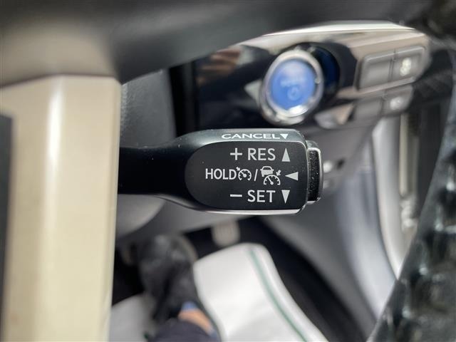 Toyota PRIUS 2017 7637393-1