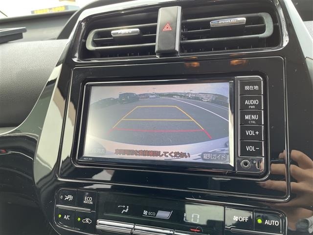 Toyota PRIUS 2017 7637393-13