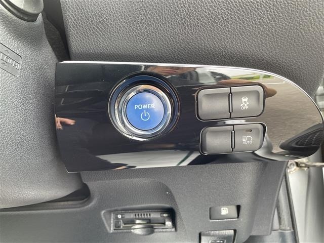 Toyota PRIUS 2017 7637393-6