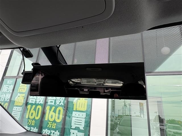 Toyota PRIUS 2017 7637410-11