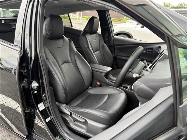 Toyota PRIUS 2017 7637410-12