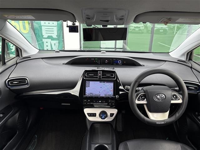 Toyota PRIUS 2017 7637410-14