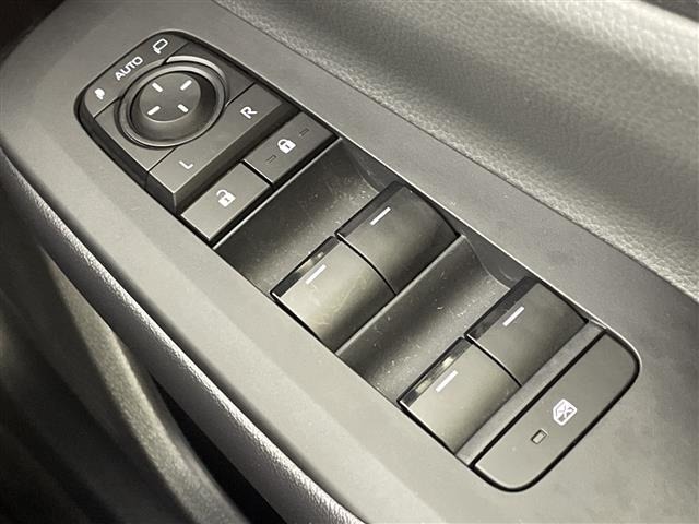Toyota PRIUS 2023 7637412-20