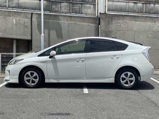 Toyota PRIUS 2015 7637446-2