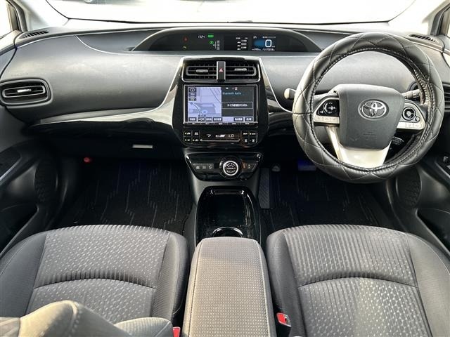 Toyota PRIUS 2018 7637447-2