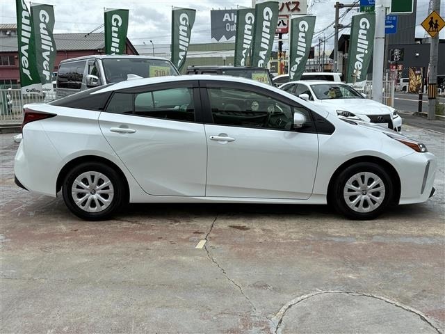 Toyota PRIUS 2021 7637461-16