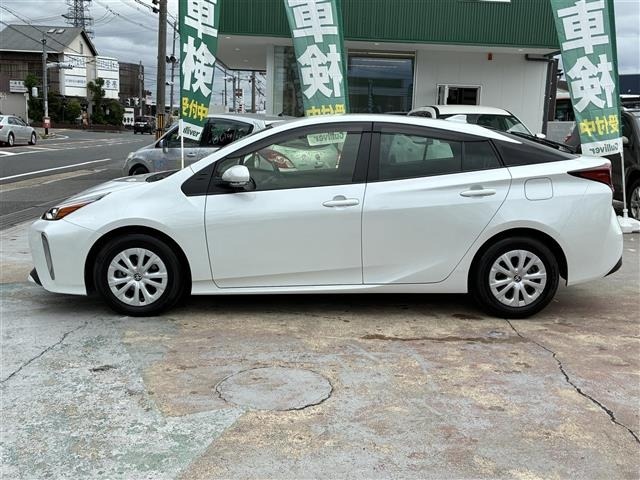 Toyota PRIUS 2021 7637461-17