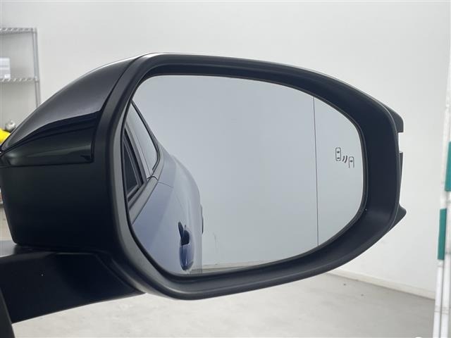 Toyota PRIUS 2023 7637485-10