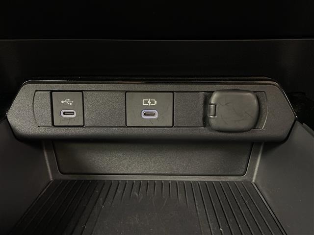 Toyota PRIUS 2023 7637485-11