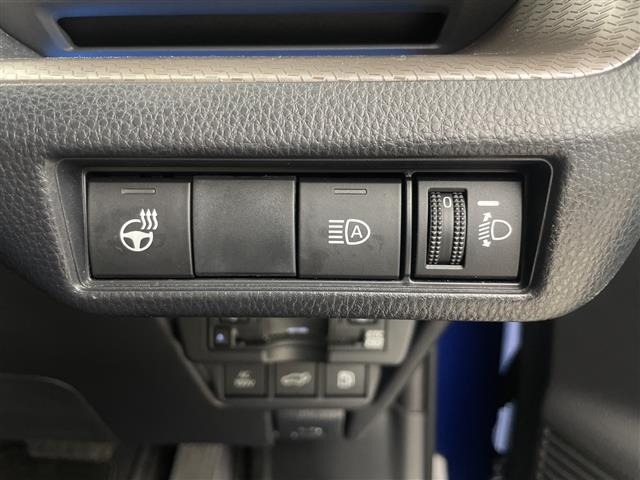 Toyota PRIUS 2023 7637485-20