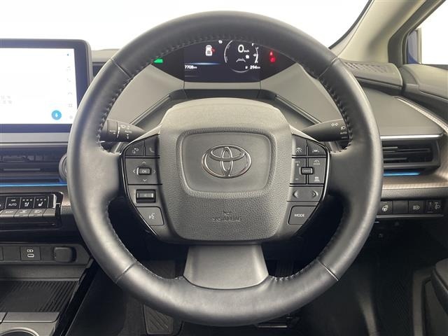 Toyota PRIUS 2023 7637485-3
