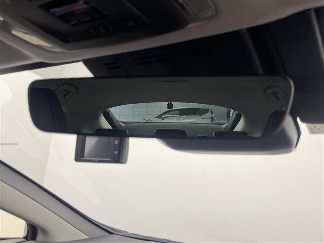Toyota PRIUS 2023 7637485-9