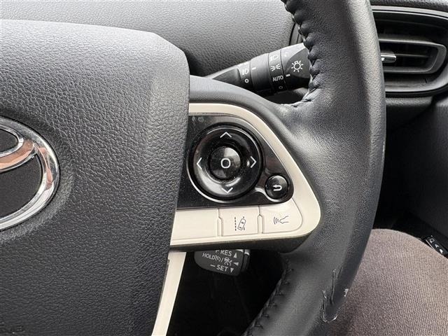 Toyota PRIUS 2018 7637498-12
