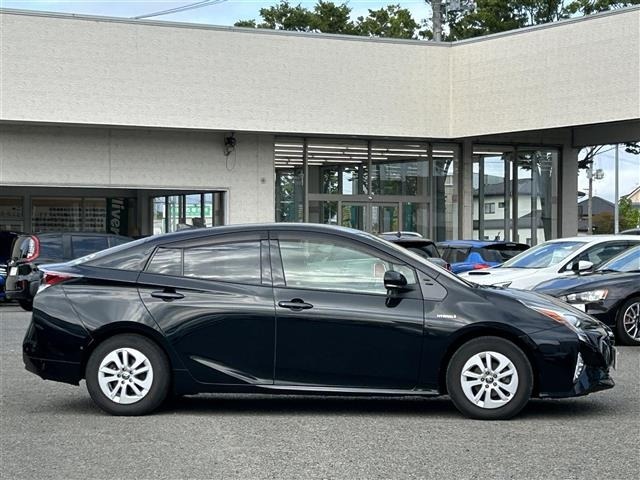 Toyota PRIUS 2018 7637498-21