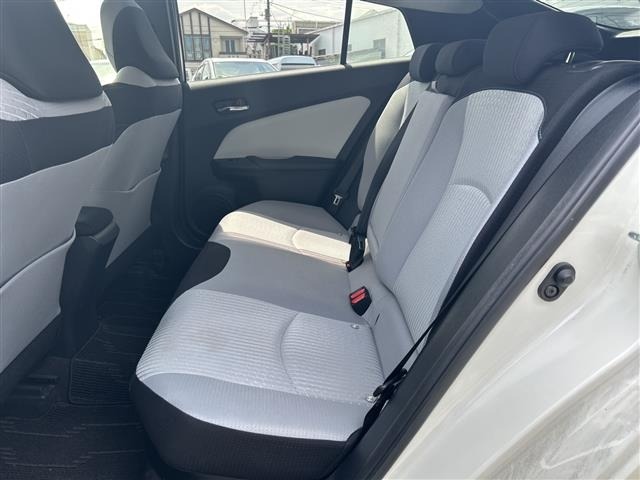 Toyota PRIUS 2017 7637506-11
