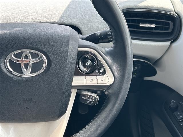 Toyota PRIUS 2017 7637506-2