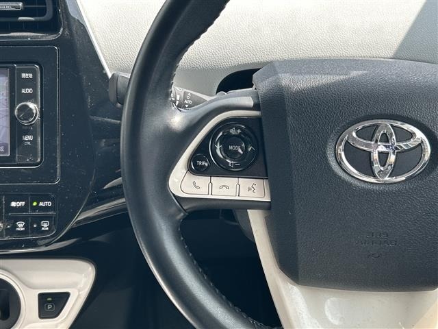 Toyota PRIUS 2017 7637506-22