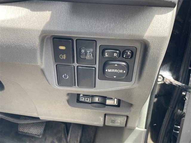 Toyota PRIUS 2010 7637519-11