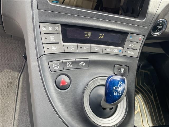 Toyota PRIUS 2010 7637519-7
