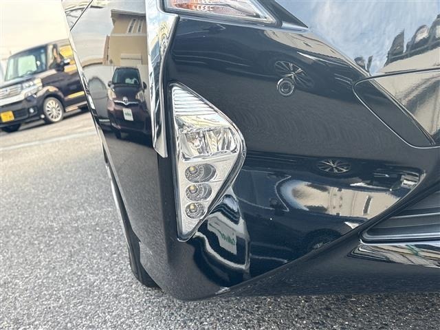 Toyota PRIUS 2016 7637537-18