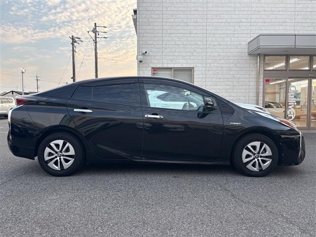 Toyota PRIUS 2016 7637537-5