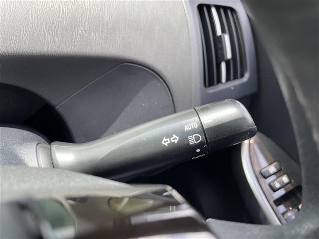 Toyota PRIUS 2013 7637538-16