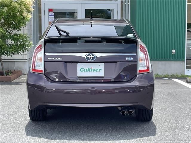 Toyota PRIUS 2013 7637538-2