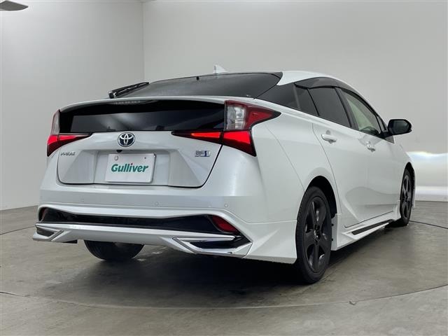 Toyota PRIUS 2022 7637543-16