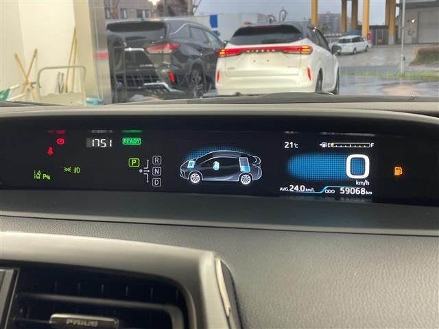 Toyota PRIUS 2022 7637543-2