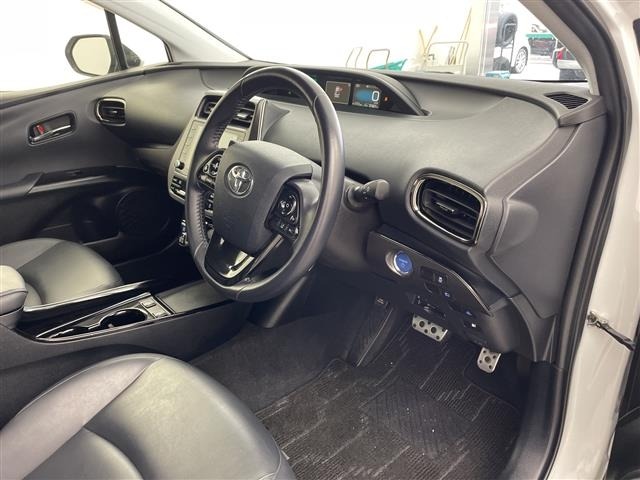 Toyota PRIUS 2021 7637546-1