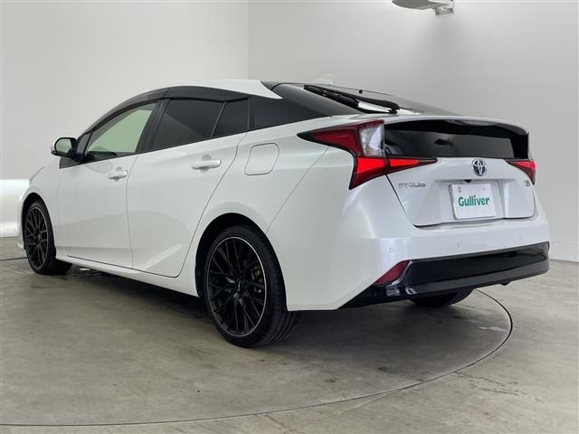 Toyota PRIUS 2021 7637546-13